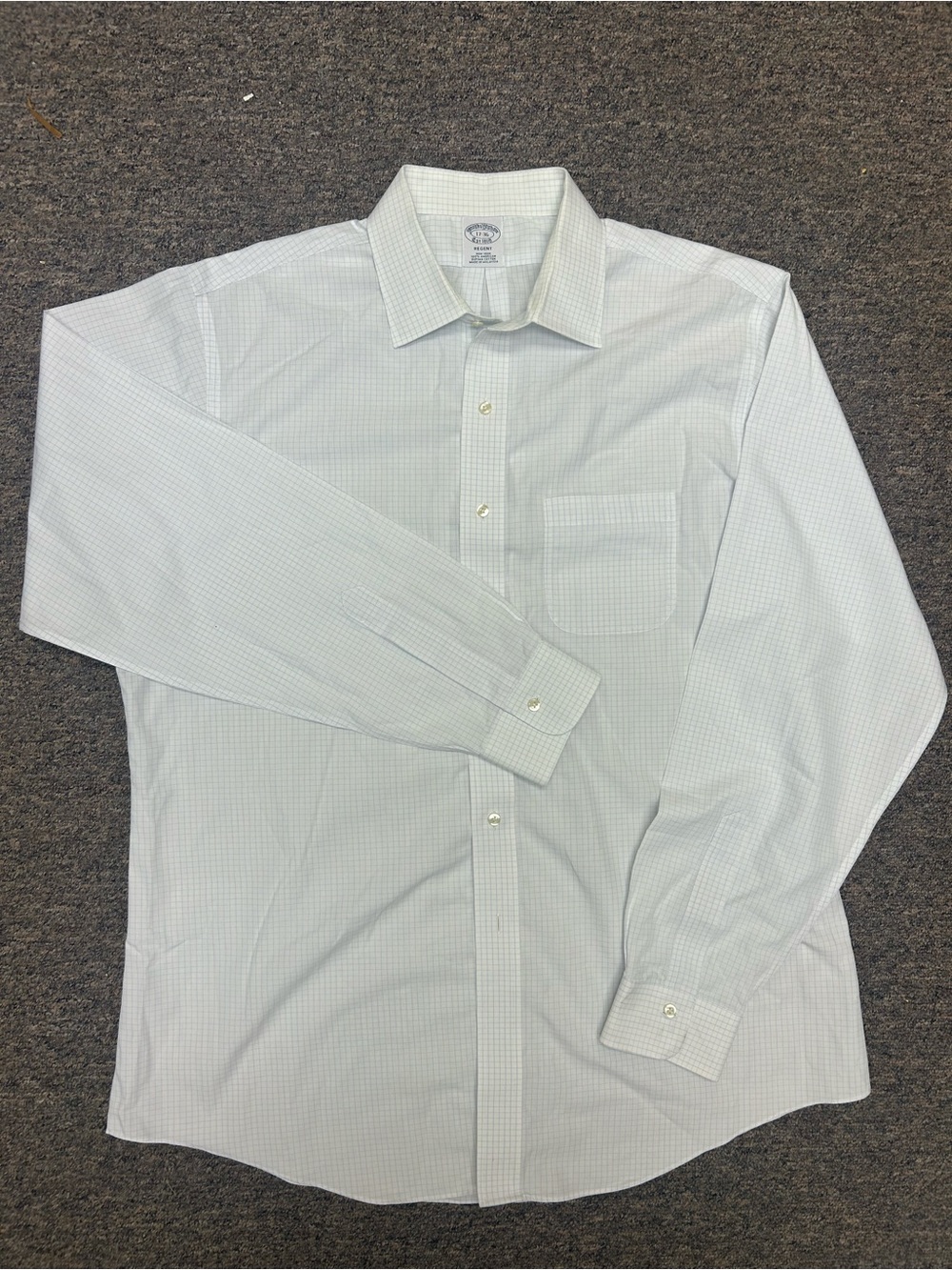Brooks Brothers Button Down Dress Shirt Regent 100% Supima Cotton Non-Iron 17-36